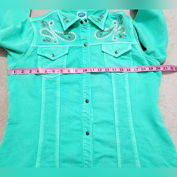 DG2 by Diane Gilman Turquoise Embellished Snap Front Jacket Shirt Women’s Medium - Picture 8 of 13
